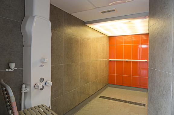 thalazur port camargue thalasso soin douche a jet 173