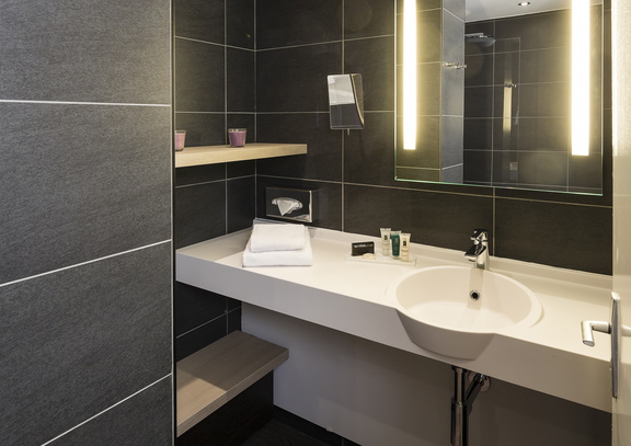 thalazur antibes hotel chambre superieure sdb 381 2