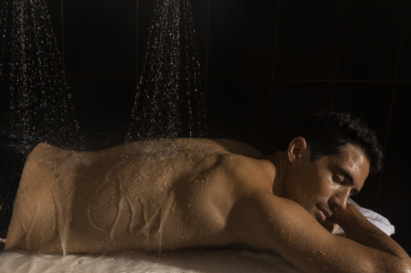 thalazur bandol thalasso soin douche affusion homme bp-ilerousse-063