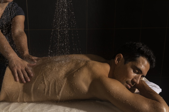 thalazur bandol thalasso soin modelage affusion homme bp-ilerousse-064