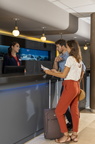 thalazur carnac hotel accueil couple 2019-les-salines-040